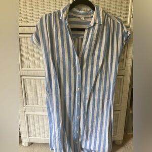 Old Navy button down striped dress. Size S